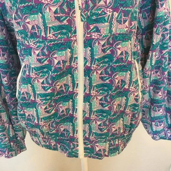 Antigua Vintage Geometric 90’s Windbreaker - Picture 6 of 8